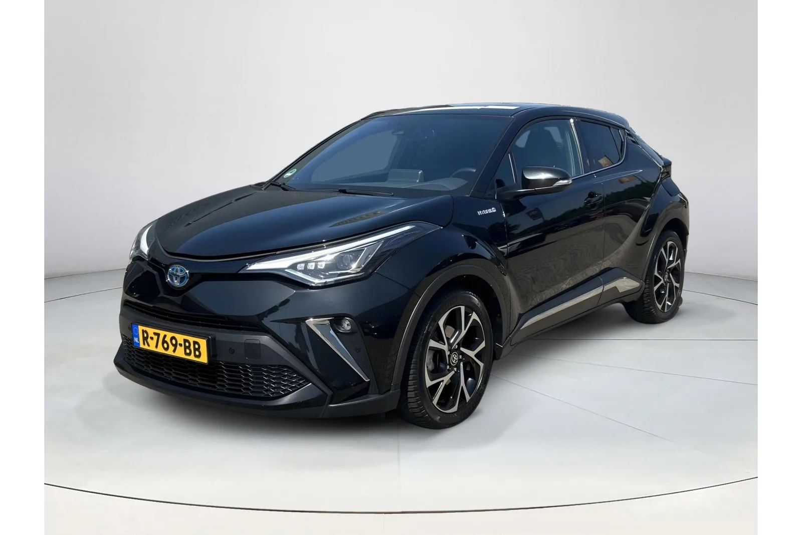 Toyota C-HR (2022) — foto 1