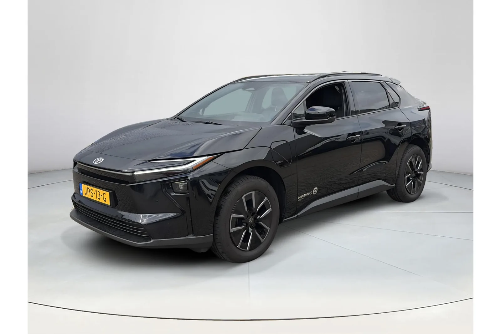 Toyota bZ4X (2025) — foto 1