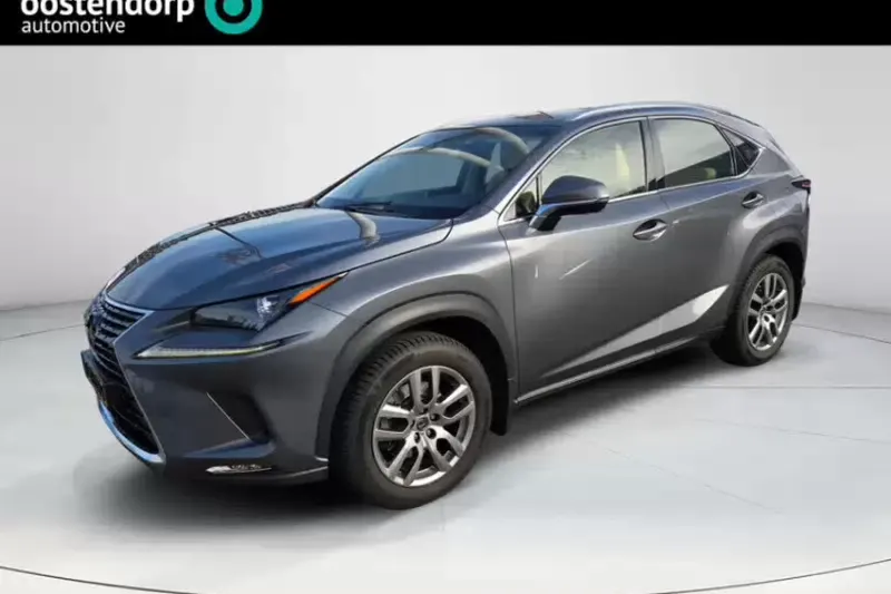 Lexus NX (2018)