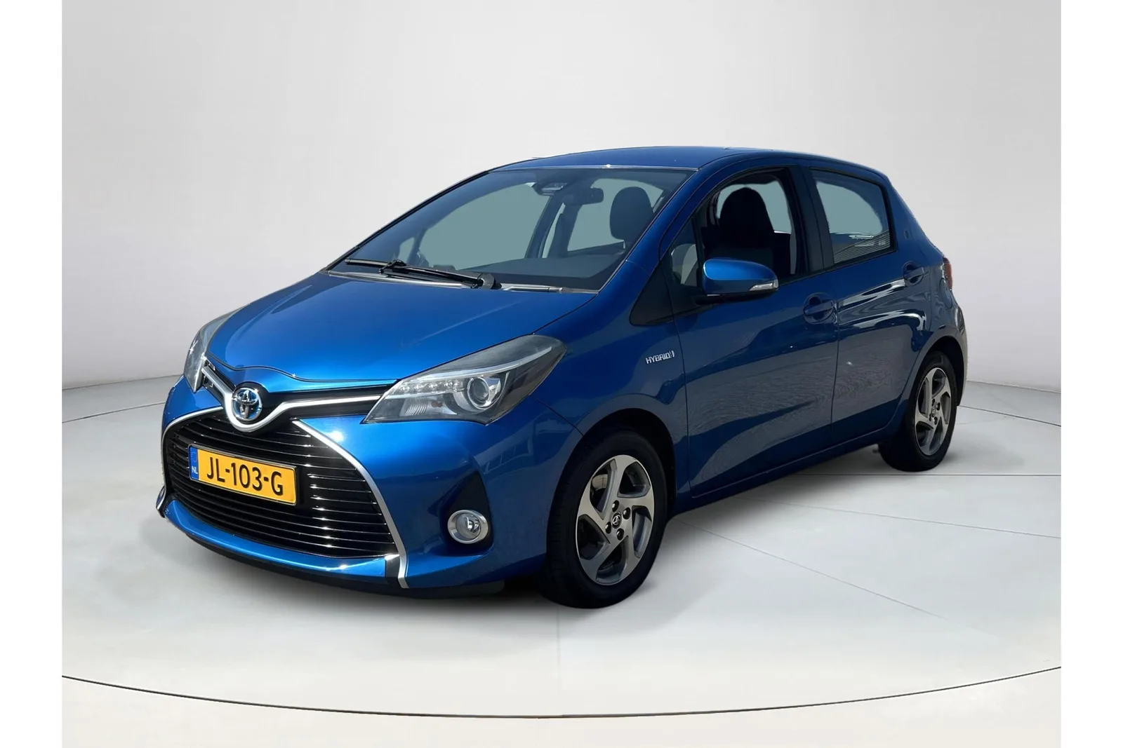 Toyota Yaris (2016) — foto 1