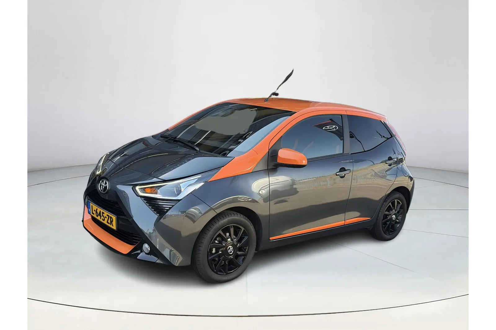 Toyota Aygo (2021) — foto 1