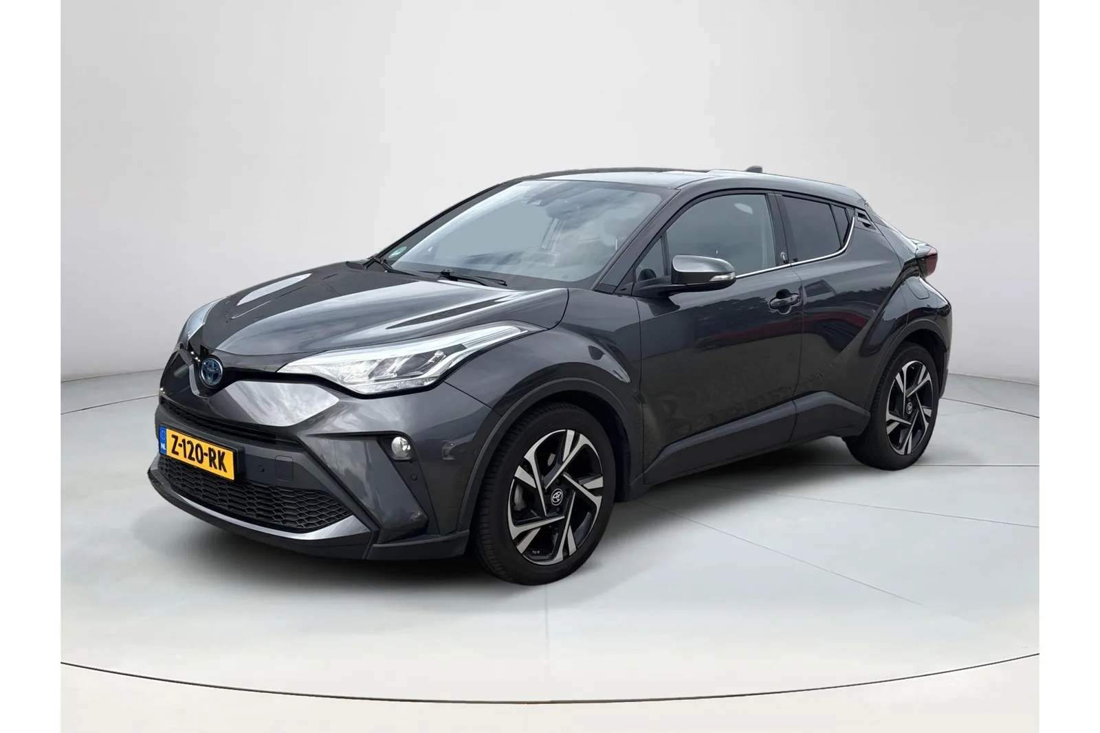 Toyota C-HR (2023) — foto 1