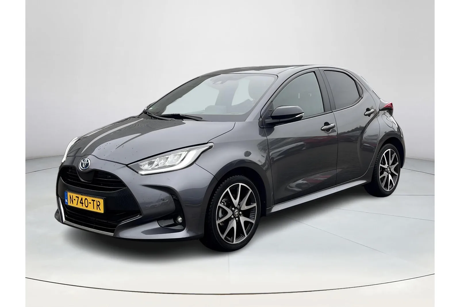 Toyota Yaris (2022) — foto 1