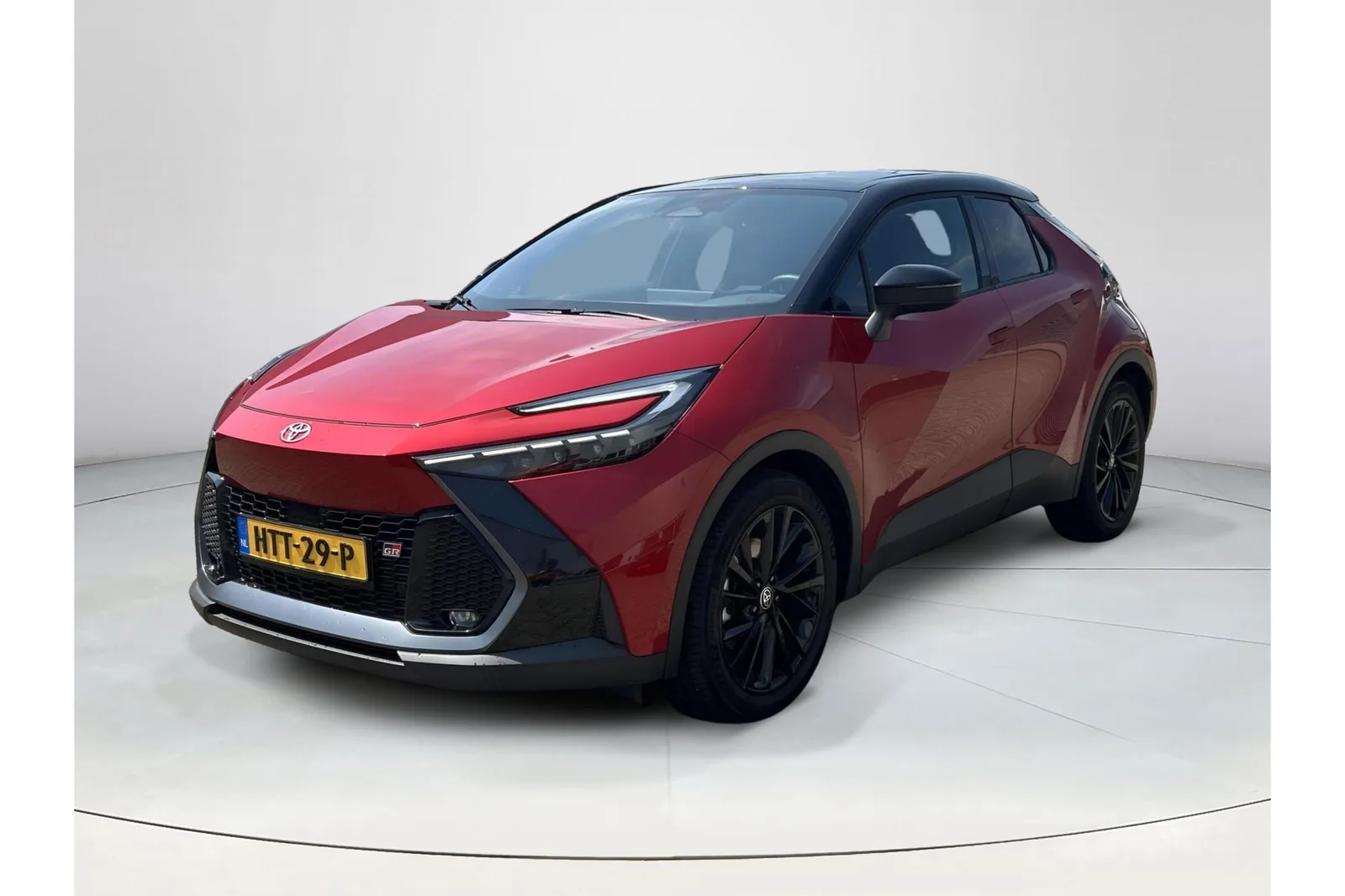 Toyota C-HR (2025) — foto 1