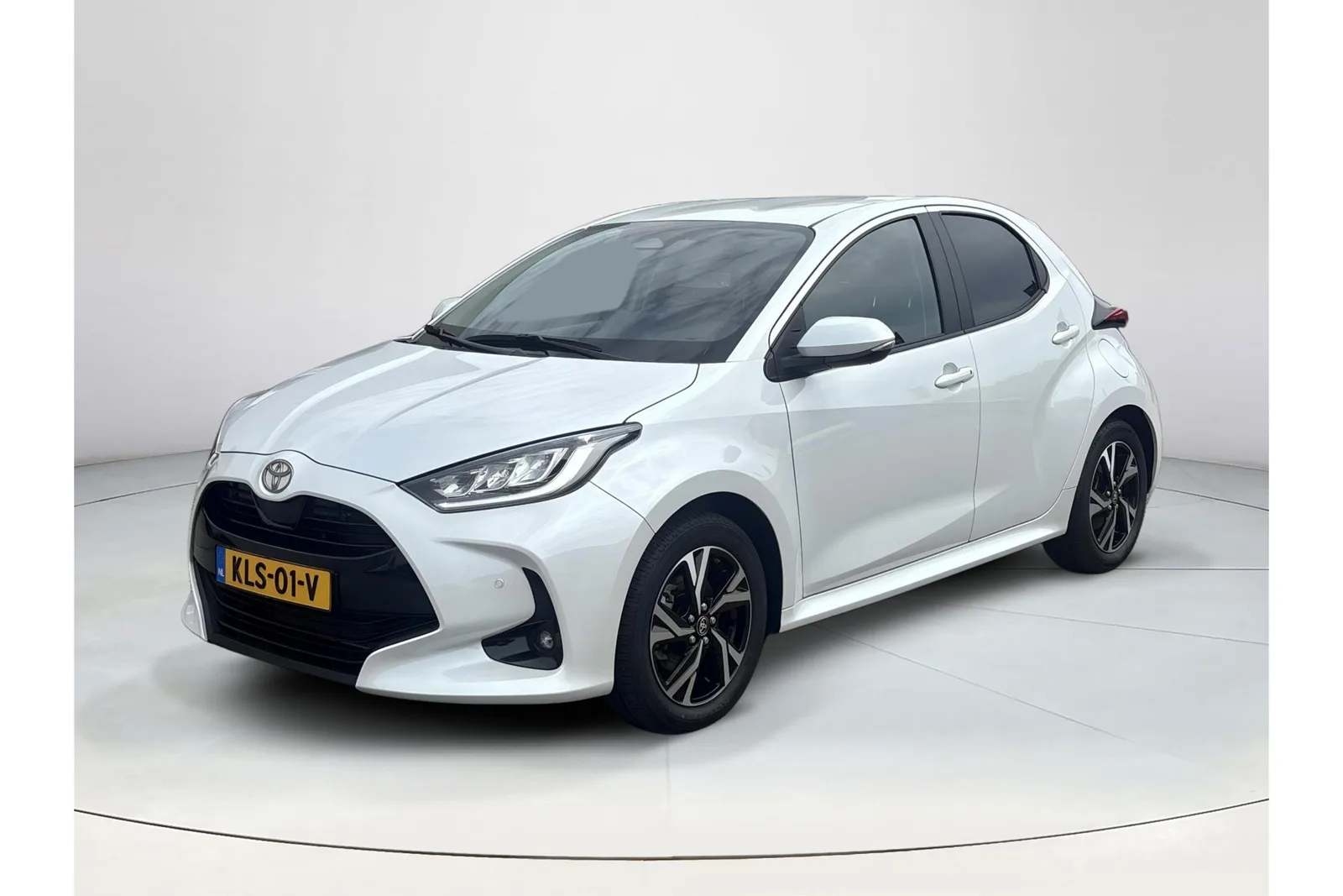 Toyota Yaris (2025) — foto 1