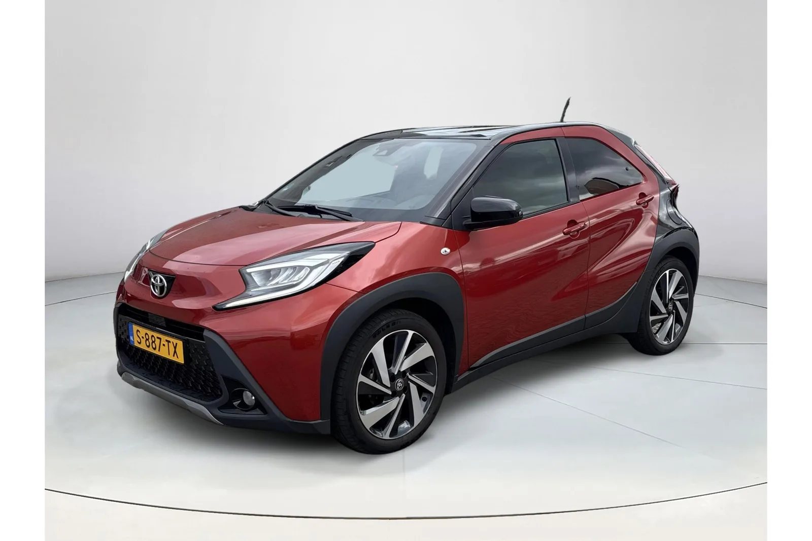 Toyota Aygo X (2023) — foto 1