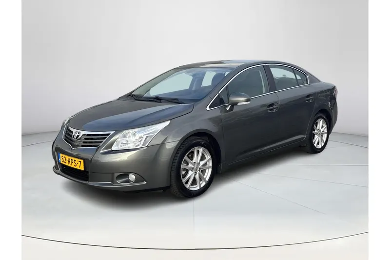 Toyota Avensis (2011)