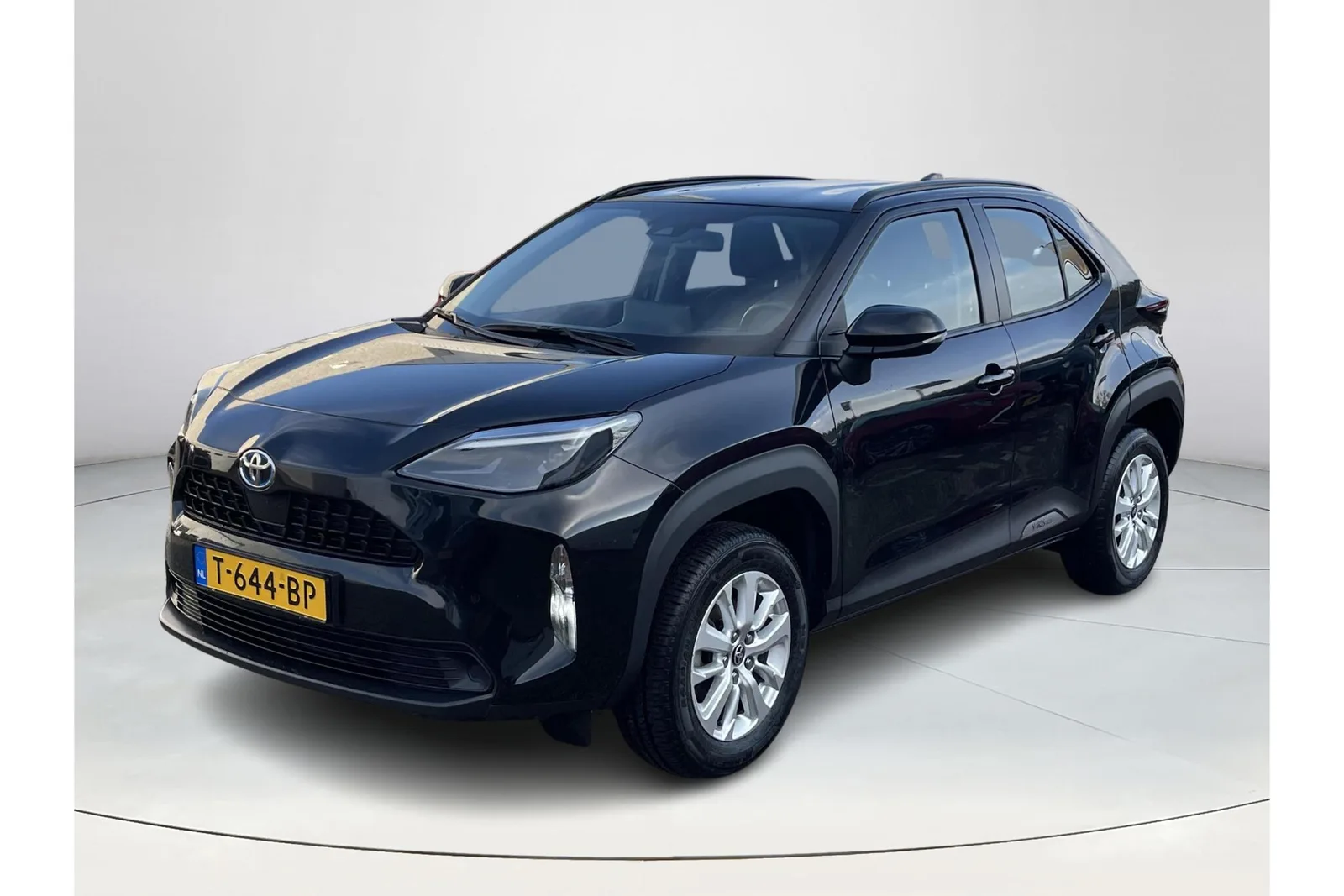 Toyota Yaris Cross (2023) — foto 1