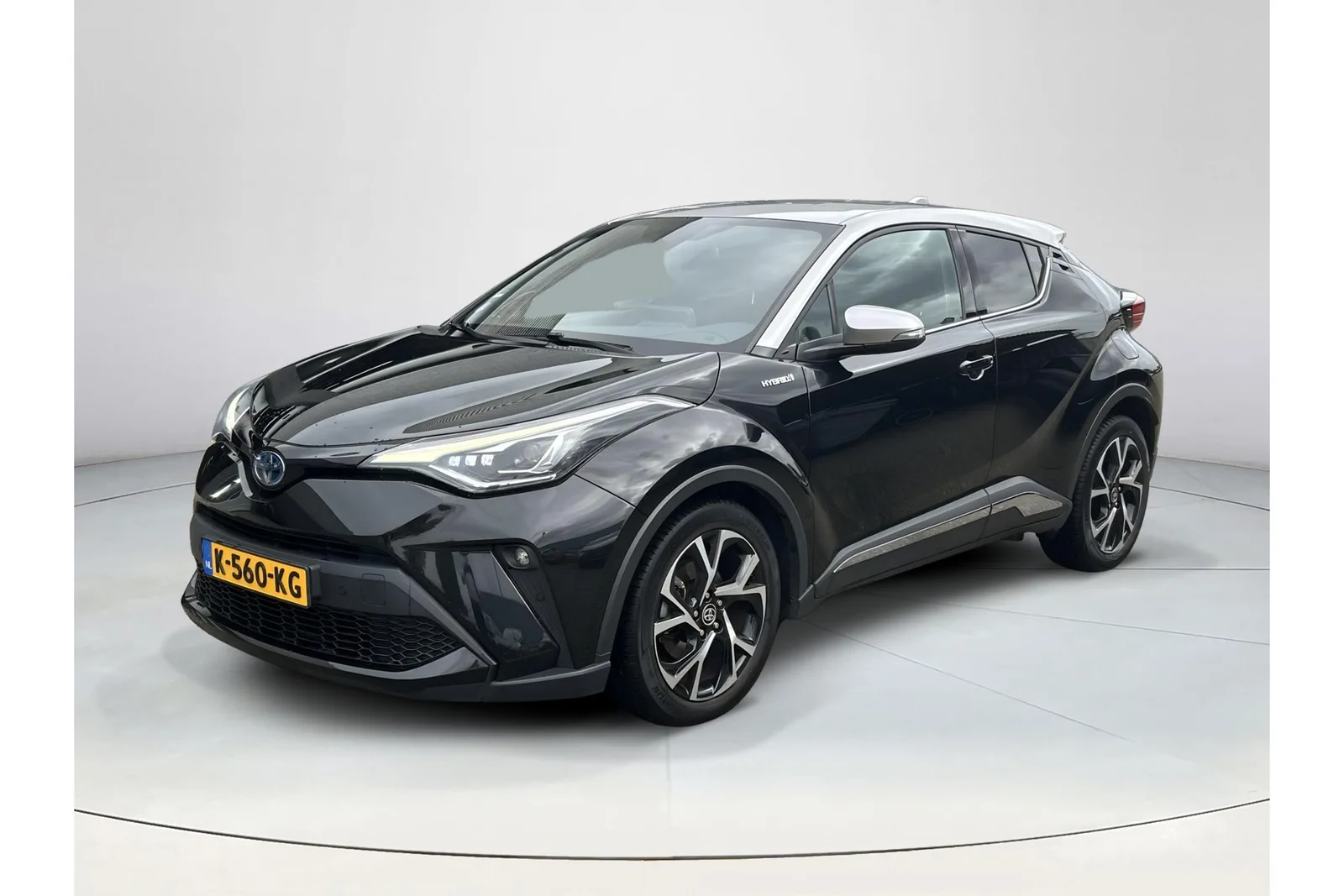 Toyota C-HR (2021) — foto 1