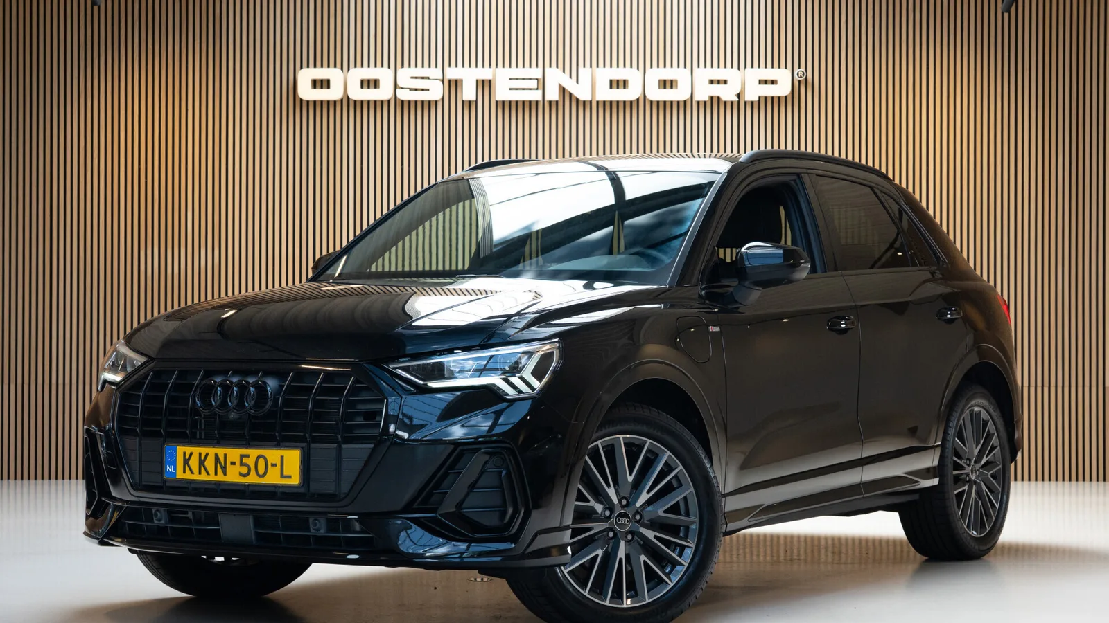 Audi Q3 (2022) — foto 1