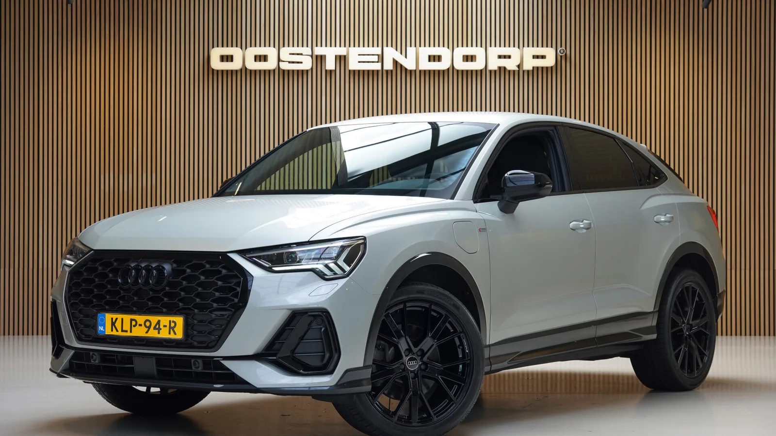Audi Q3 (2022) — foto 1