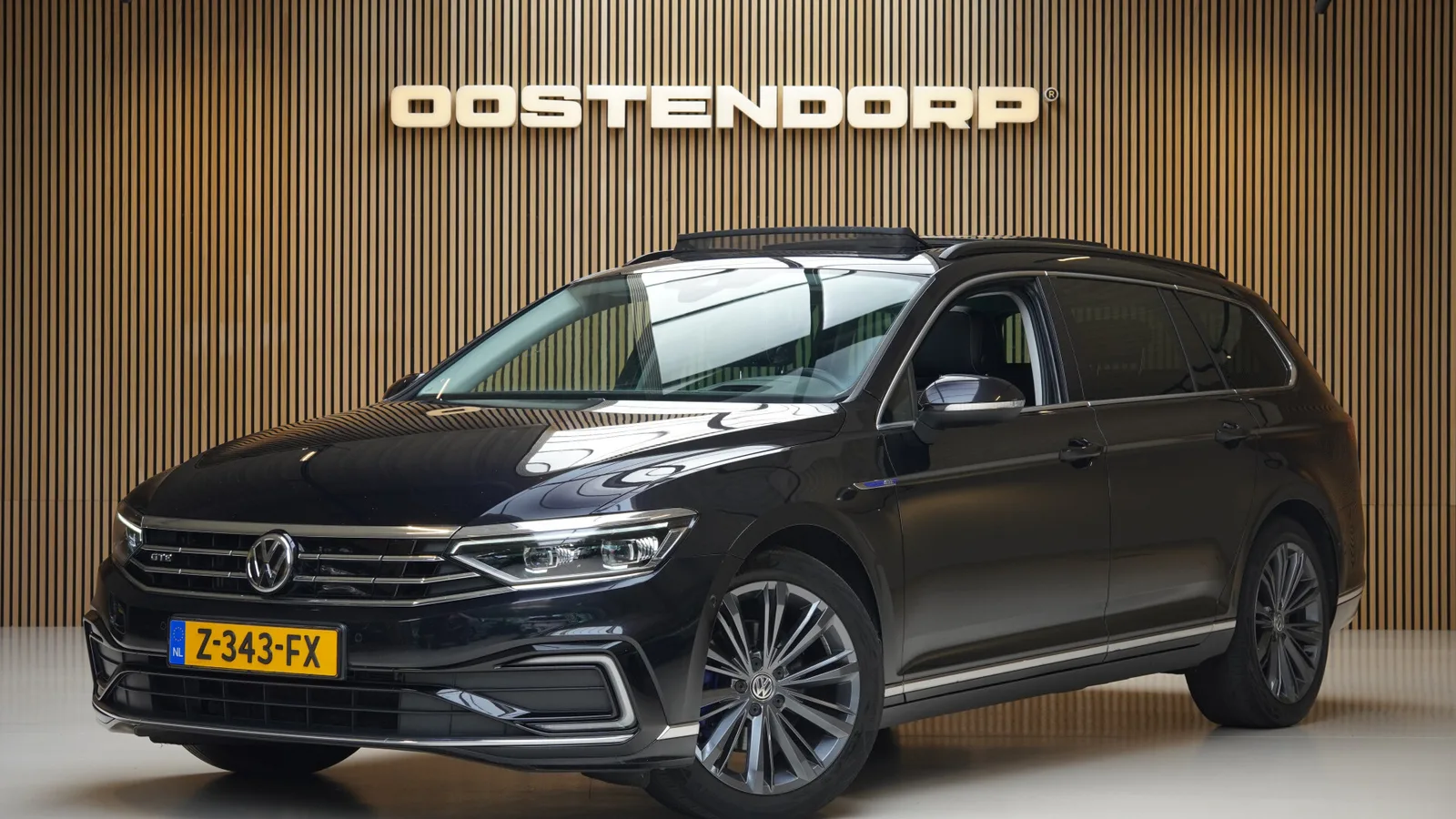 Volkswagen Passat (2020) — foto 1