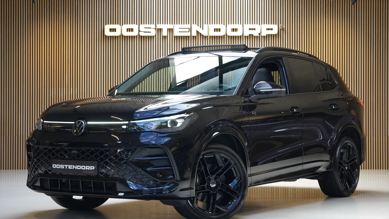 Volkswagen Tiguan (2024) — foto 1