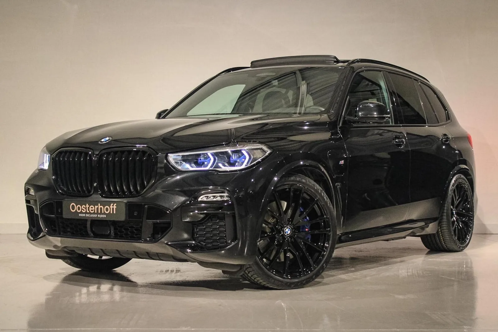 BMW X5 (2022) — foto 1