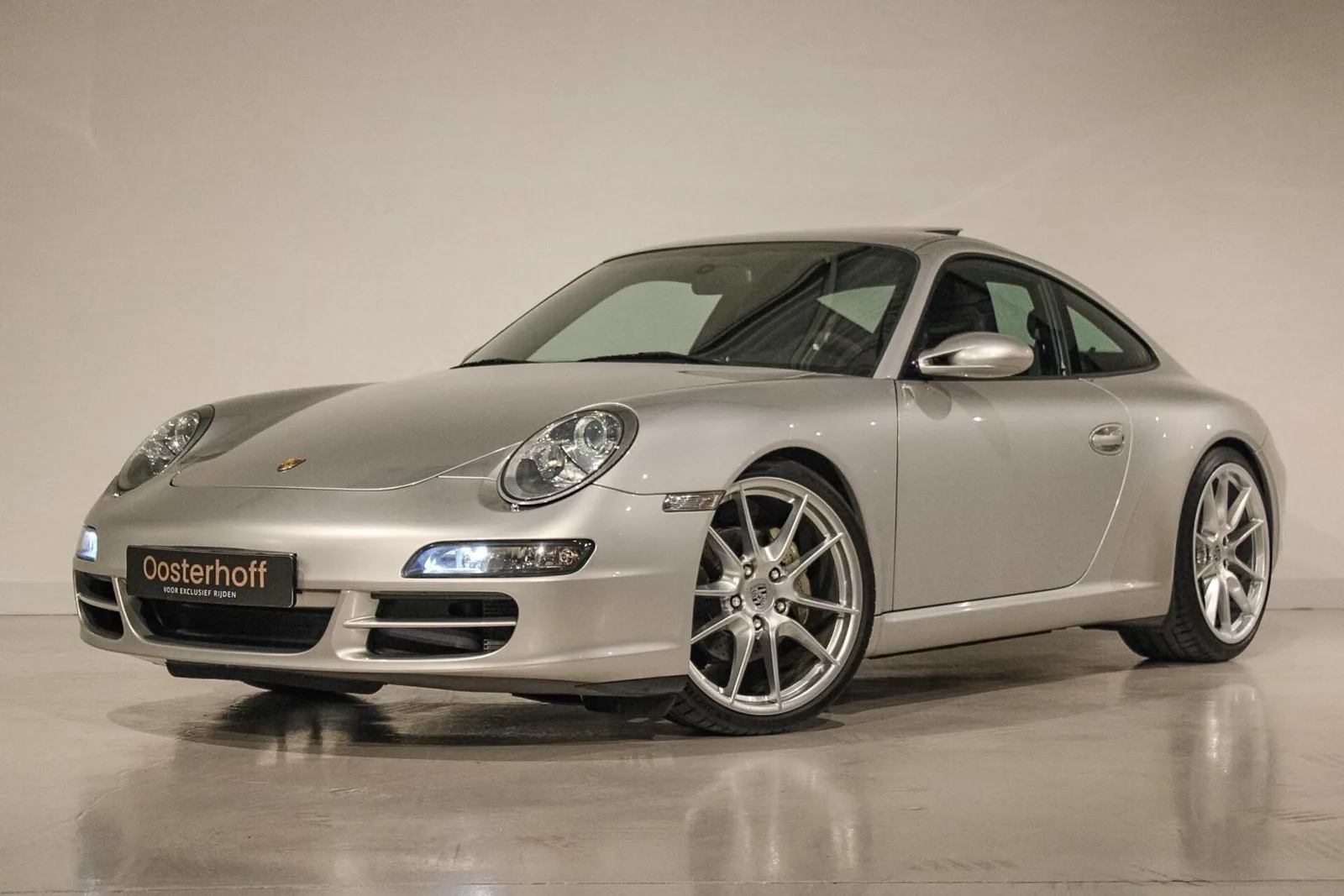 Porsche 911 (2004) — foto 1