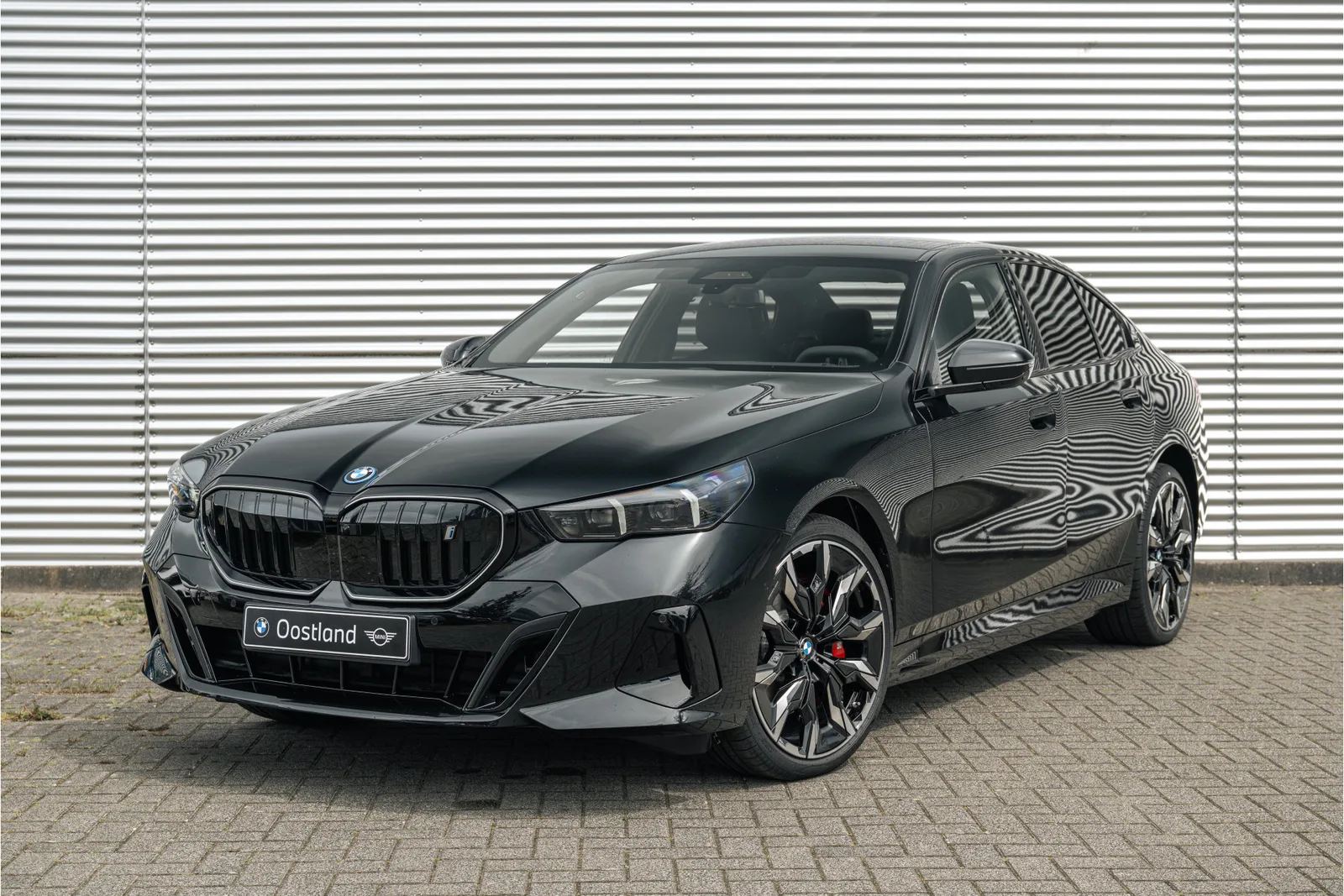 BMW i5 (2026) — foto 1