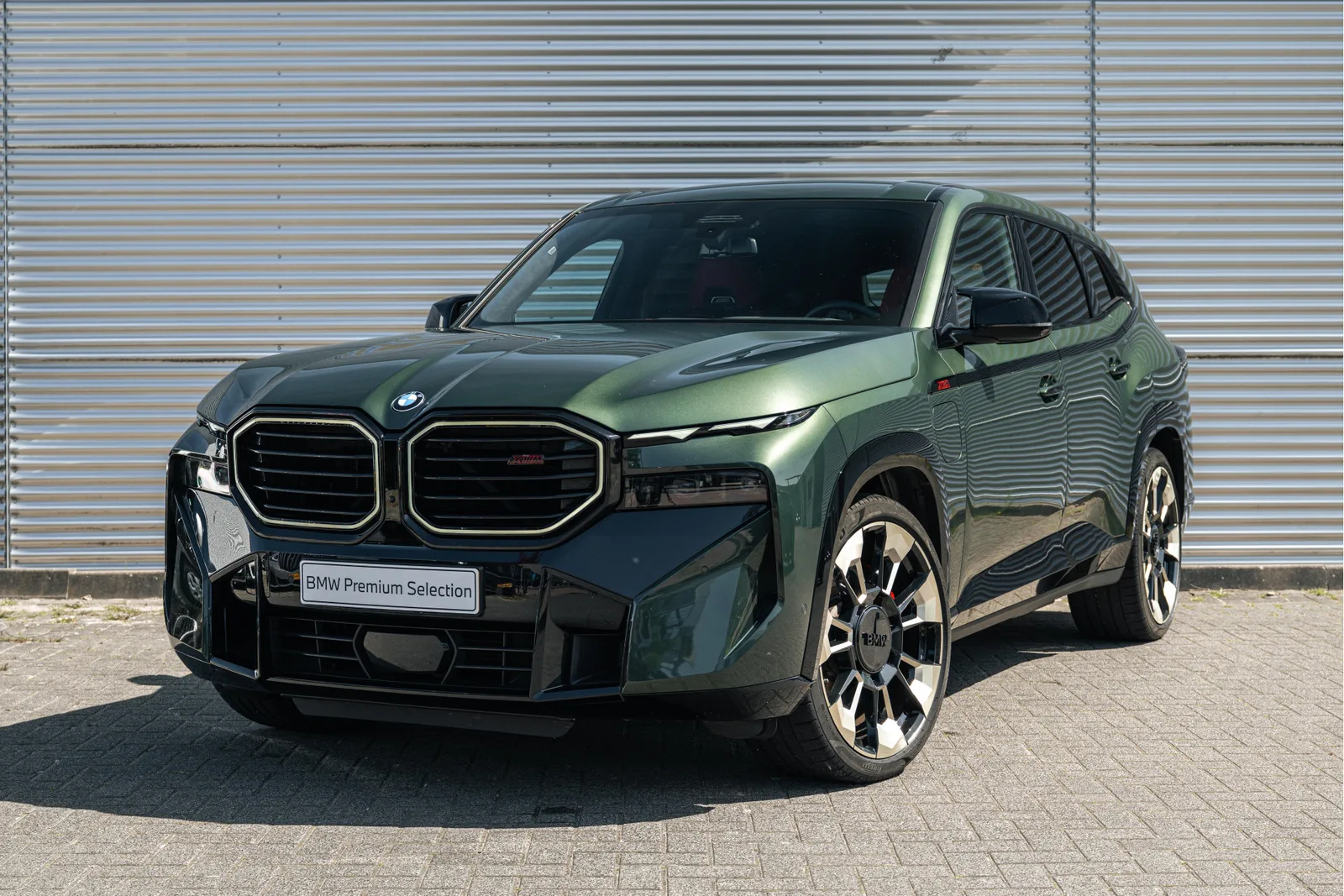 BMW XM (2024) — foto 1