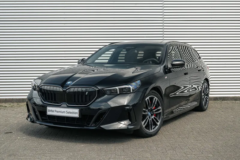 BMW i5 (2025)