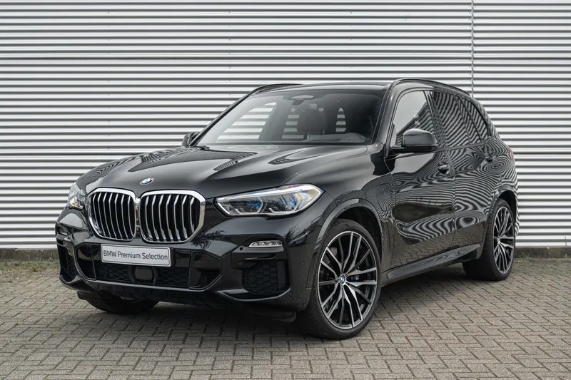 BMW X5 (2021)