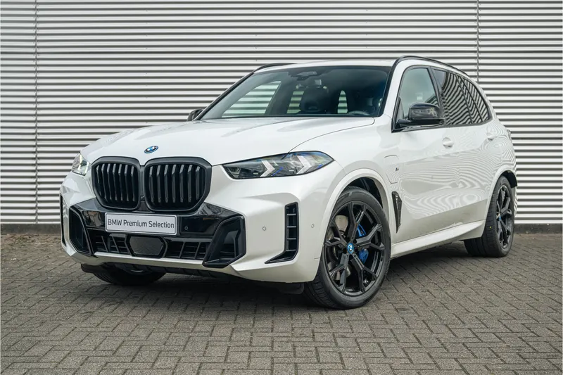 BMW X5 (2025)