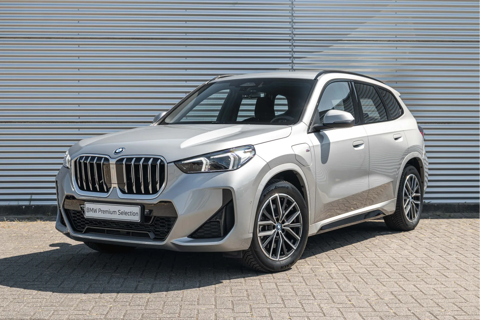 BMW X1 (2025) — foto 1