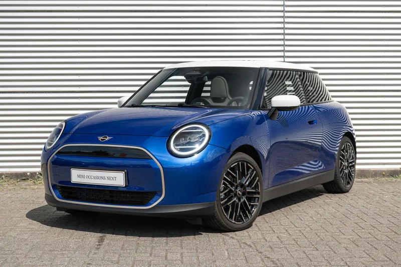 MINI Hatchback (2026)