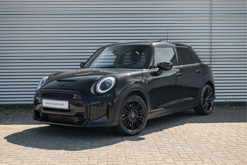 MINI Hatchback (2024)