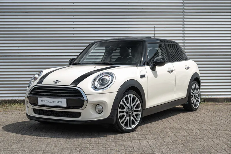 MINI Hatchback (2019)