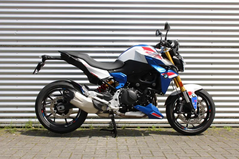 BMW F 900 R (2023)