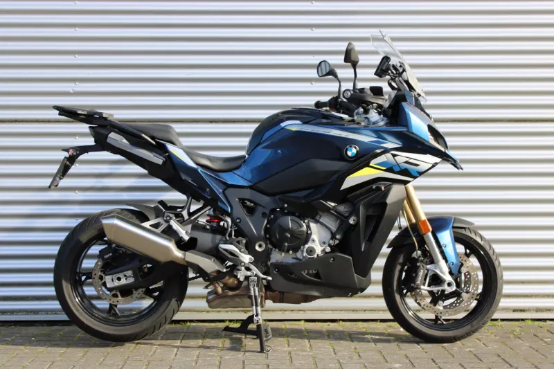 BMW S 1000 XR (2025)