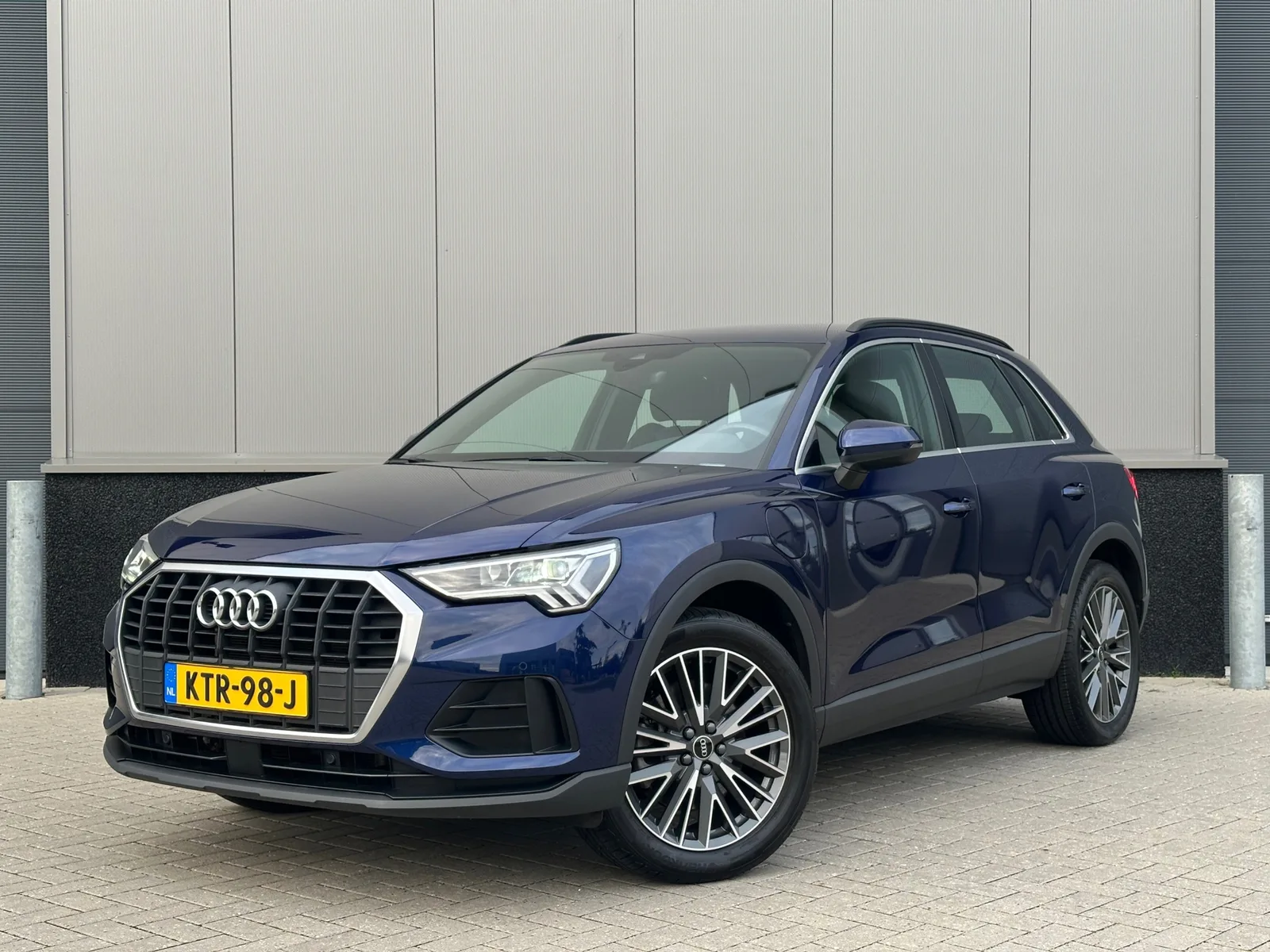 Audi Q3 (2022) — foto 1