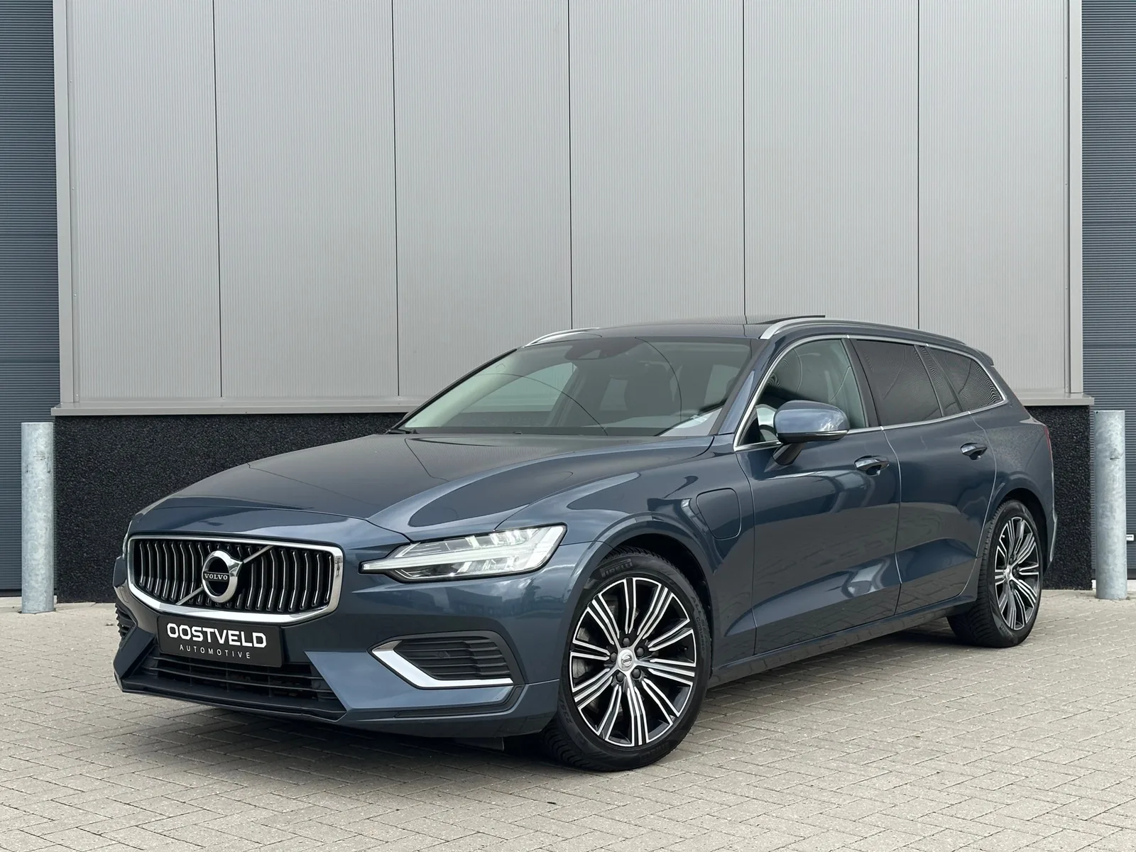 Volvo V60 (2019) — foto 1