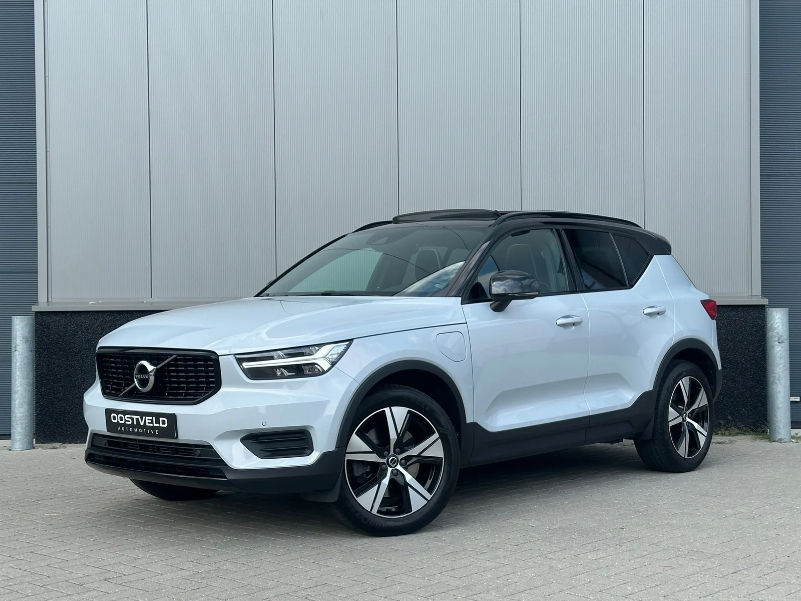Volvo XC40 (2022) — foto 1