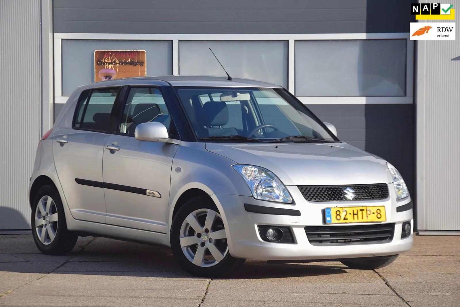 Suzuki Swift (2009) — foto 1