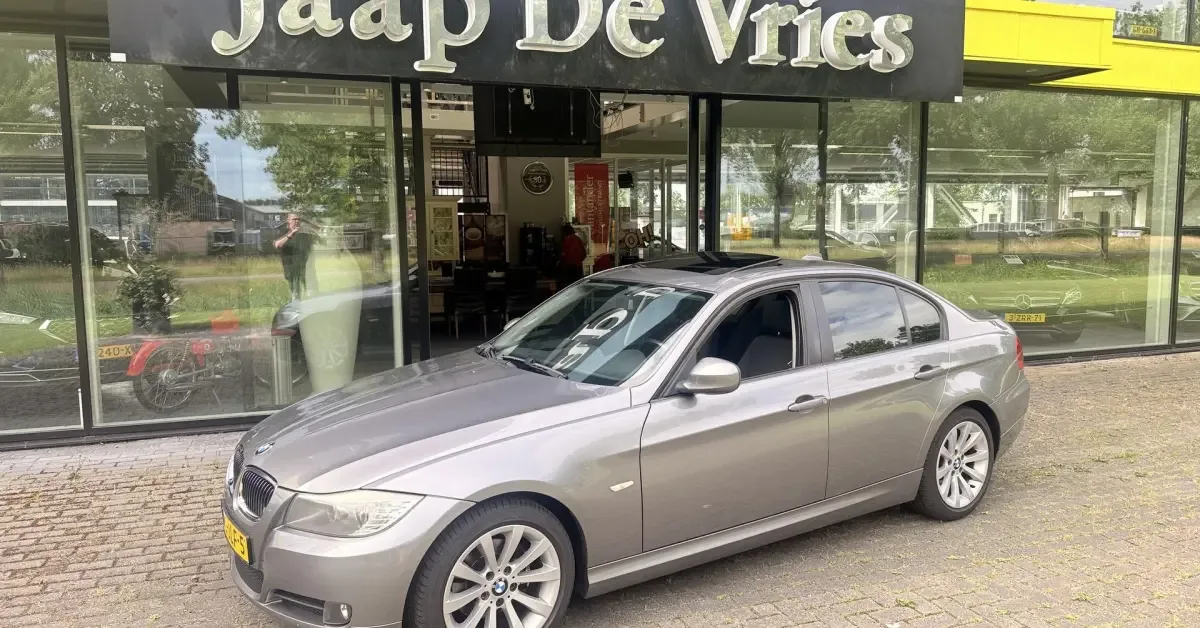 BMW 3-Serie (2009) — foto 1