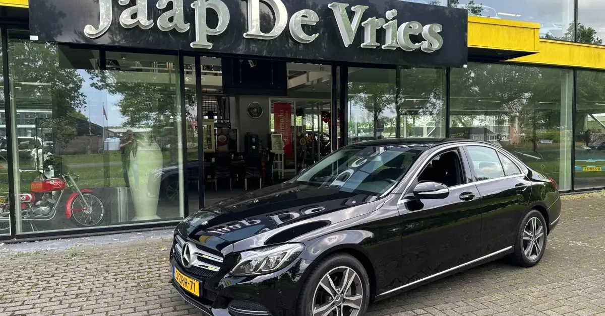 Mercedes-Benz C-Klasse (2015) — foto 1