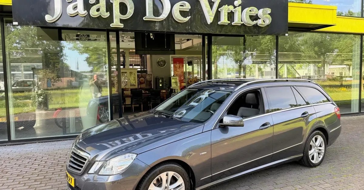 Mercedes-Benz E-Klasse (2010) — foto 1