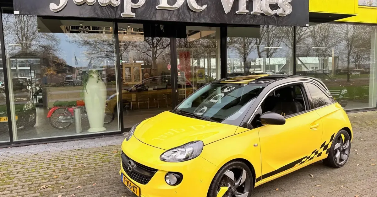 Opel Adam (2023) — foto 1