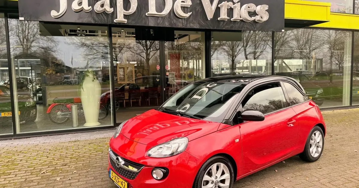 Opel Adam (2014) — foto 1