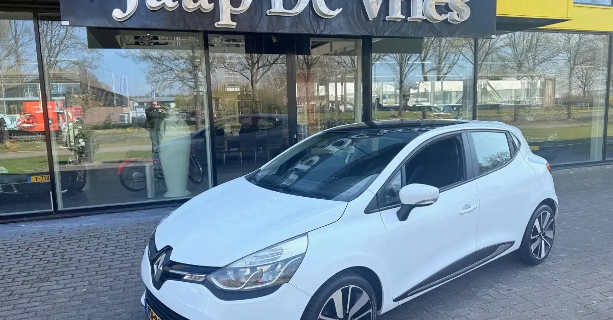 Renault Clio (2016) — foto 1