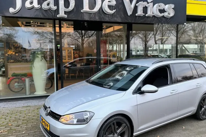 Volkswagen Golf (2017)