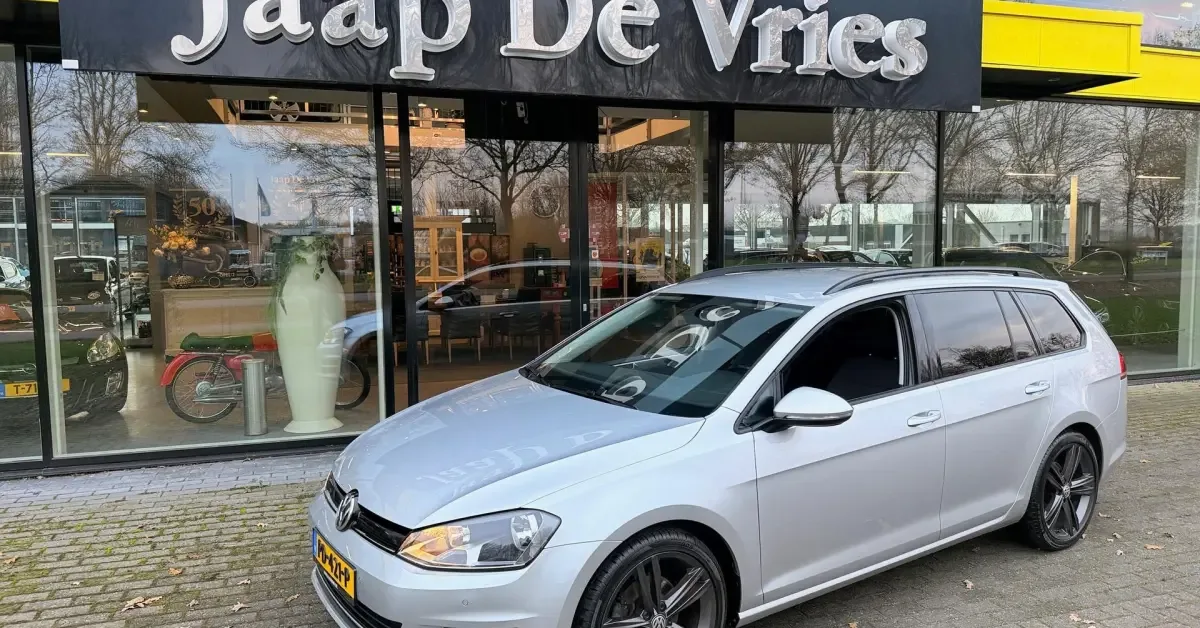 Volkswagen Golf (2017) — foto 1