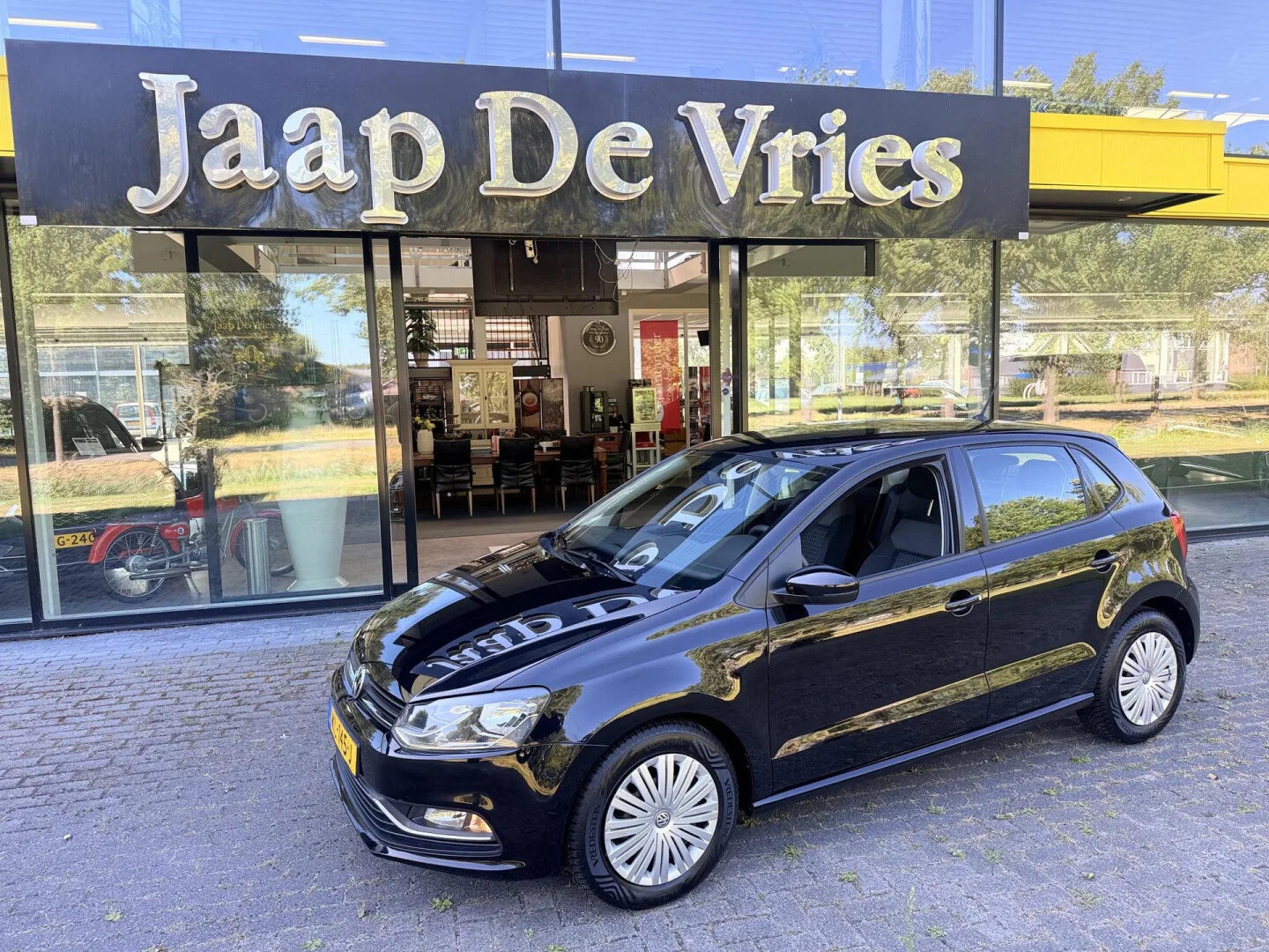 Volkswagen Polo (2016) — foto 1