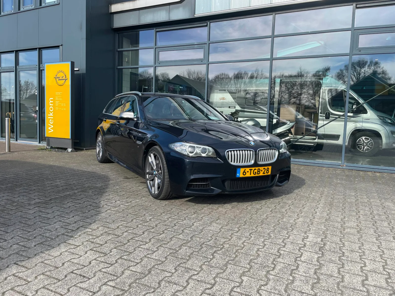 BMW 5-Serie (2014) — foto 1