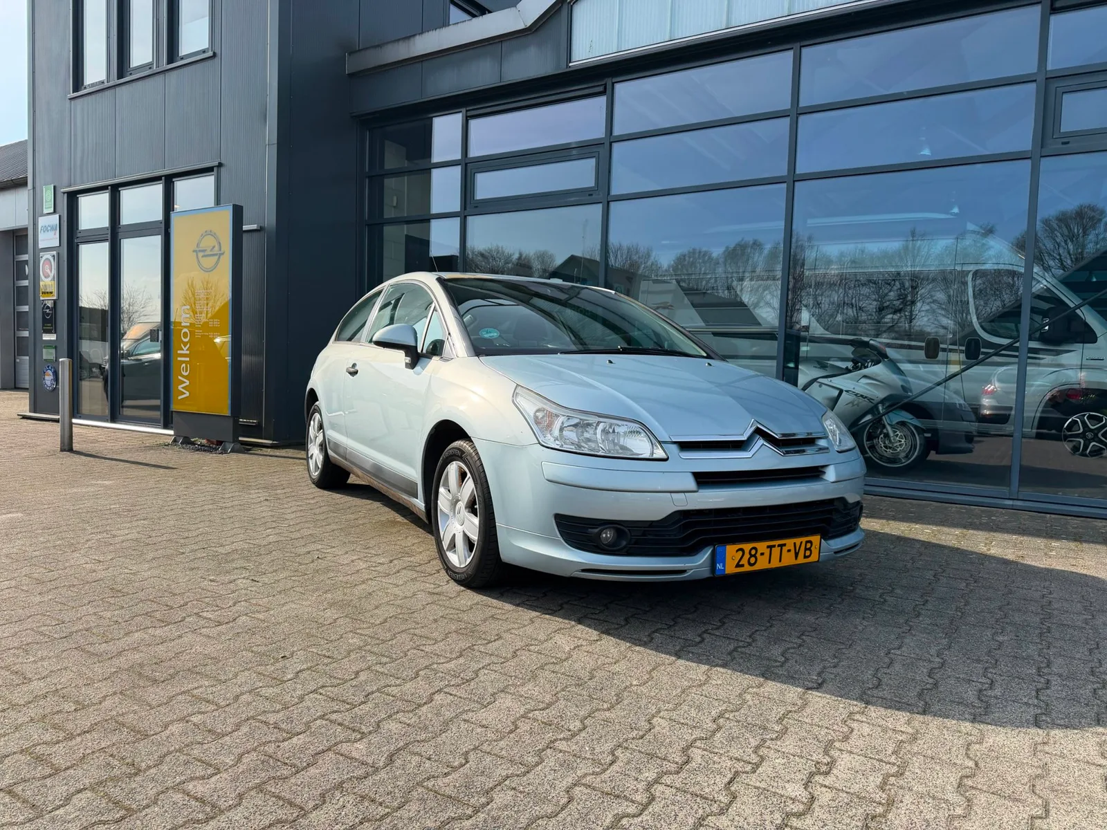 Citroën C4 (2007) — foto 1