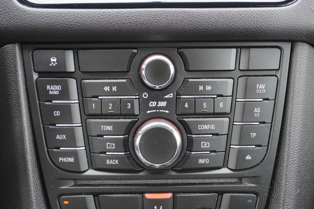 Opel Meriva (2011) — foto 1