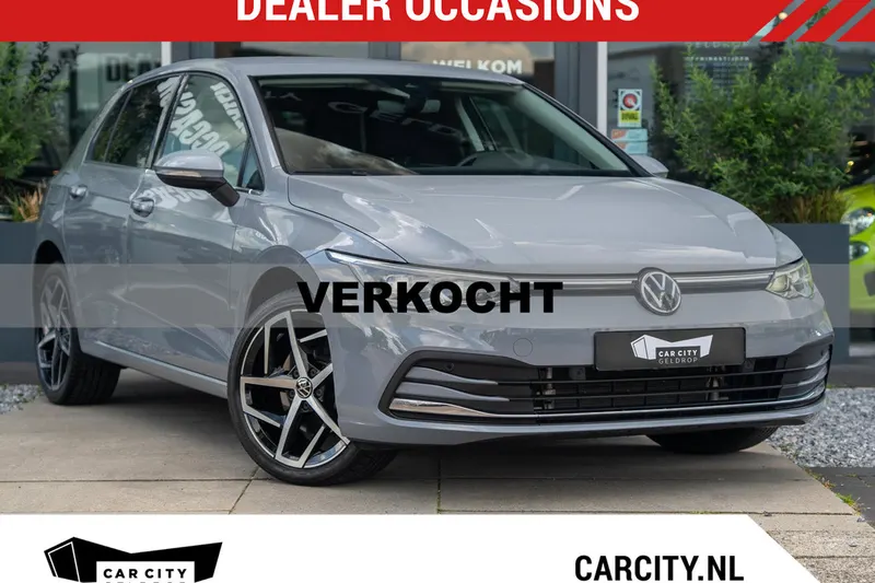Volkswagen Golf (2022)