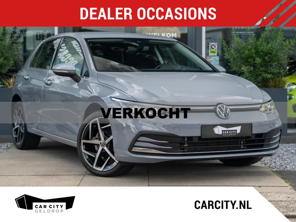 Volkswagen Golf (2022) — foto 1