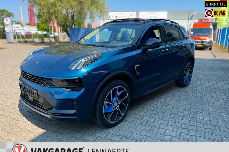 Lynk & Co 01 (2024)