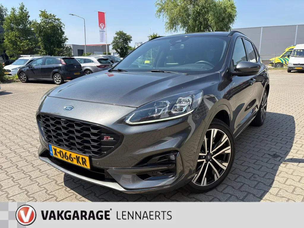 Ford Kuga (2021) — foto 1